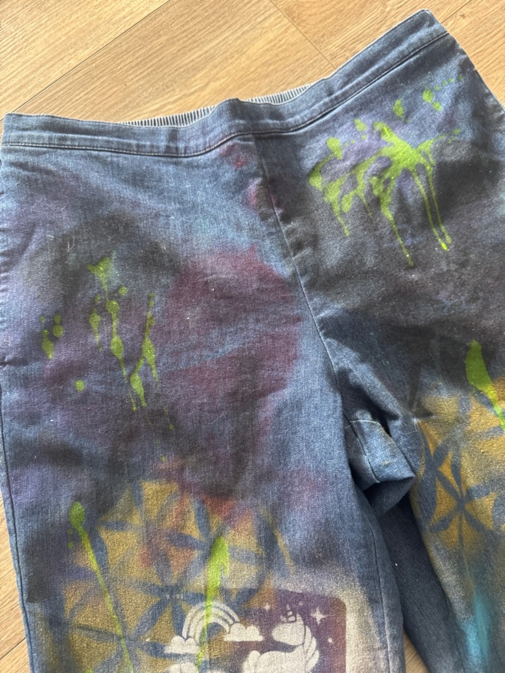 Custom Painted Women’s Size 14 Jeans - One-of-a-Kind Wearable Art - Picture 3 of 11